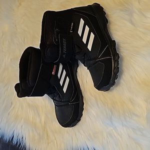 Kids Adidas sneaker boot Size 13K